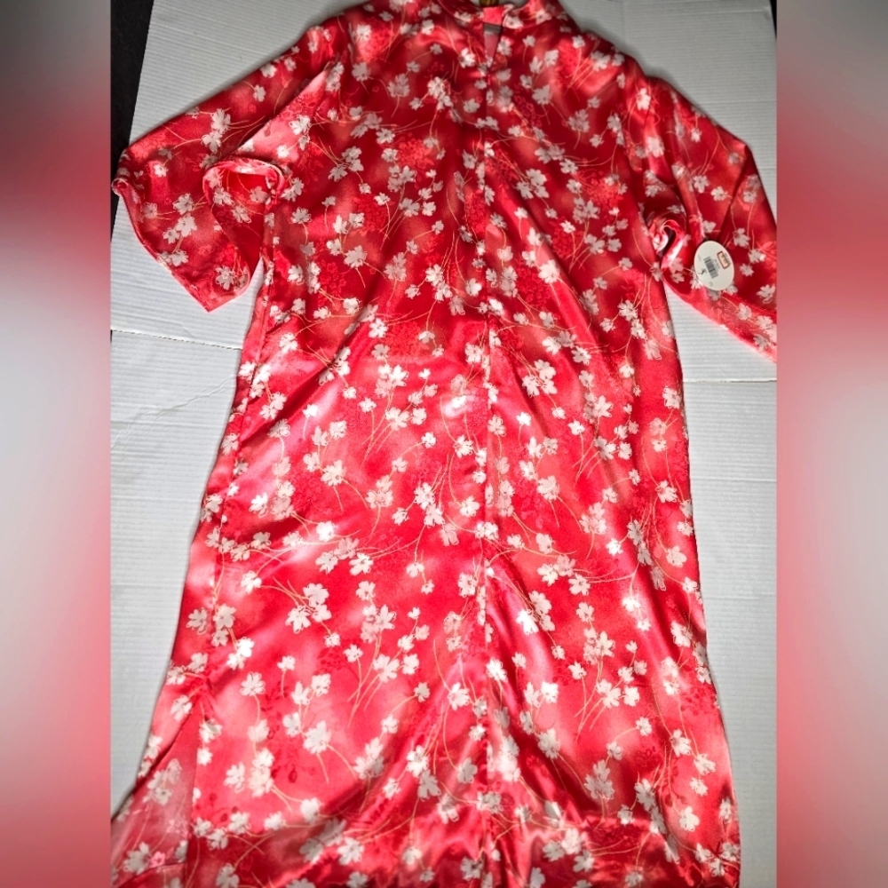 NWT Valarie Steven's Nightgown Kimono Style